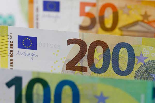 对冲基金高管寻求1亿美元积累币安币